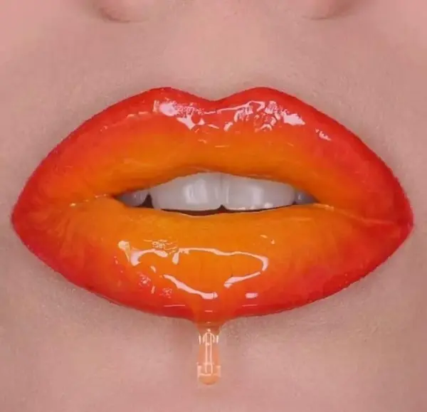 عکس رژ لب نارنجی