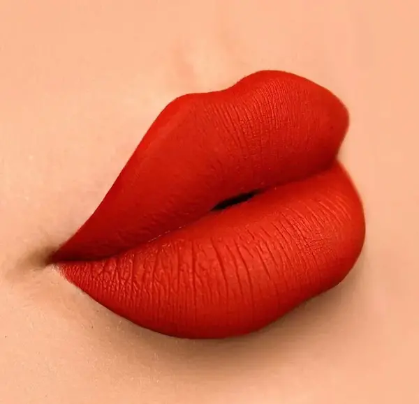 عکس رژ لب نارنجی