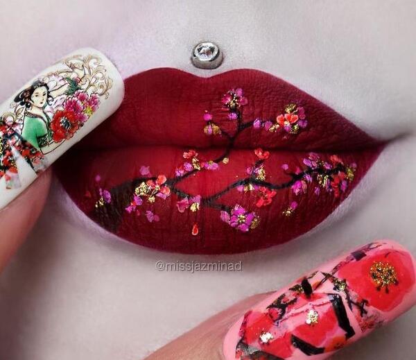 عکس لب روی ناخن