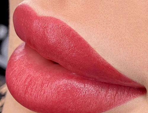 عکس تاتو رژ لب کالباسی