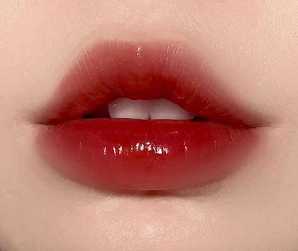 عکس برق لب کره ای