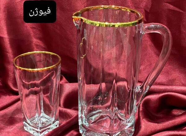 عکس لیوان لب طلایی