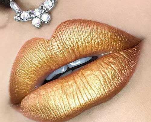 عکس رژ لب طلایی