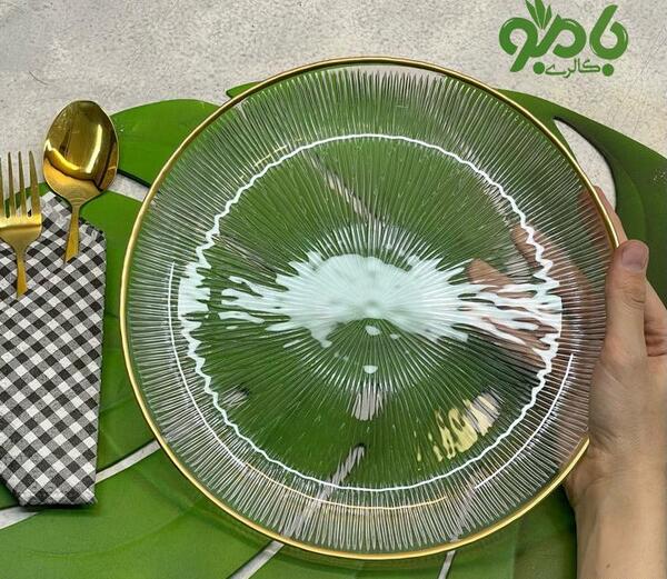 عکس بشقاب لب طلایی