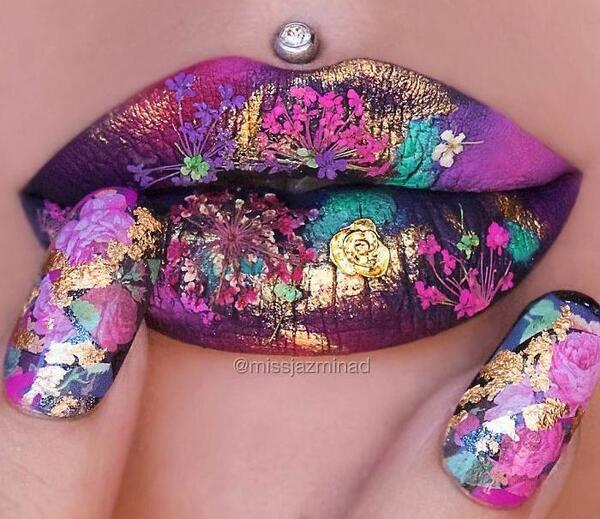عکس لب برای طراحی رنگی