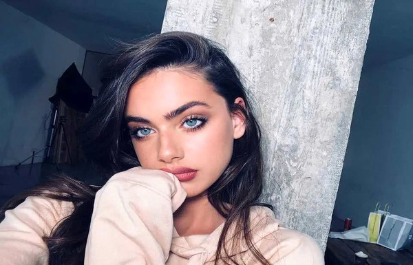 عکس زیباترین لب جهان
