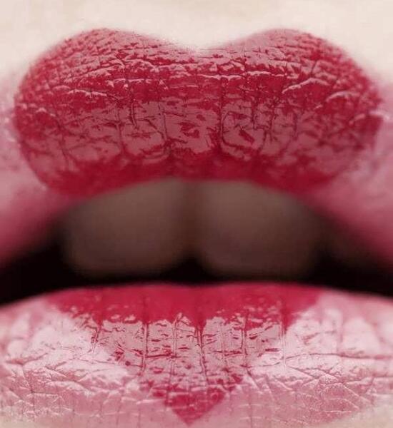 عکس لب های زیبا برای پروفایل
