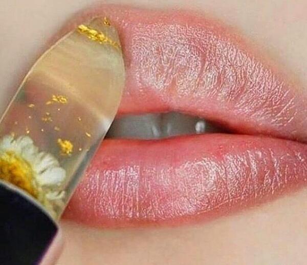 عکس بالم لب رژی