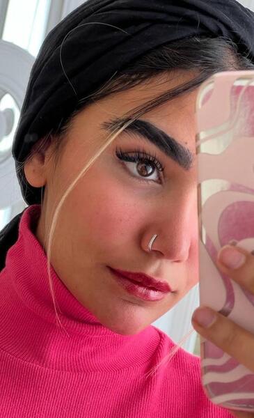 عکس پیرسینگ لب حلقه ای