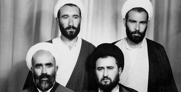 عکس امام خمینی لب حوض