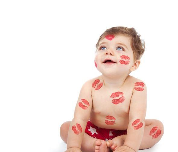 عکس رژ لب پسرانه