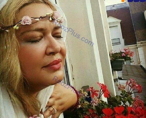 ژست عکس لب پنجره