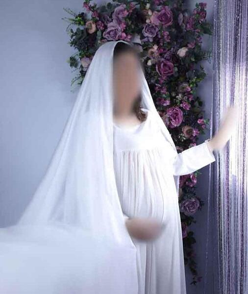 ژست عکس لب پنجره