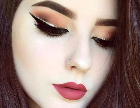 عکس خط لب اکلیلی