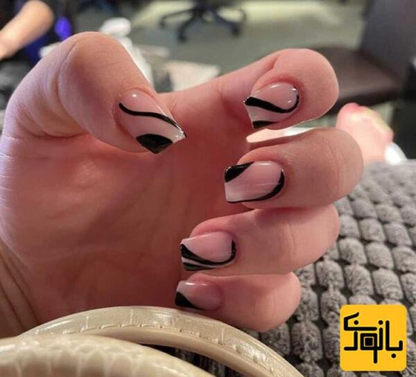 عکس ناخن مشکی ساده