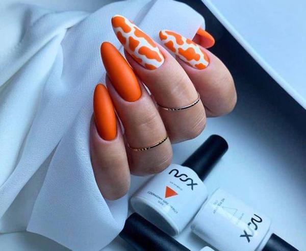 عکس ناخن نارنجی مات