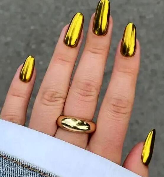 عکس ناخن کروم نقره ای
