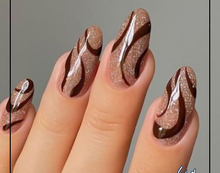 عکس ناخن دیسکو نقره ای