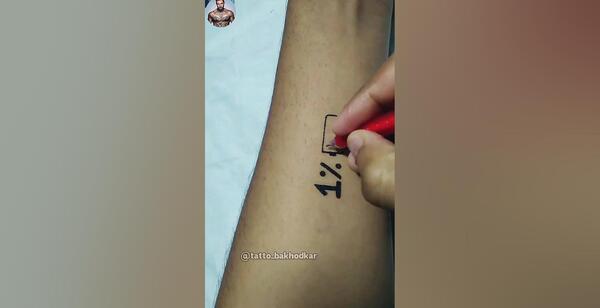 عکس تاتو لاتی با خودکار