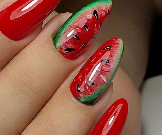 عکس ناخن شب یلدایی