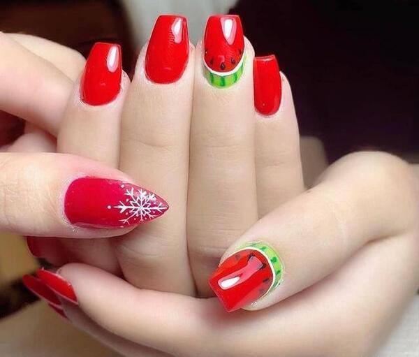 عکس ناخن شب یلدا