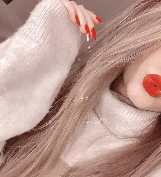 عکس لب و ناخن برای پروفایل
