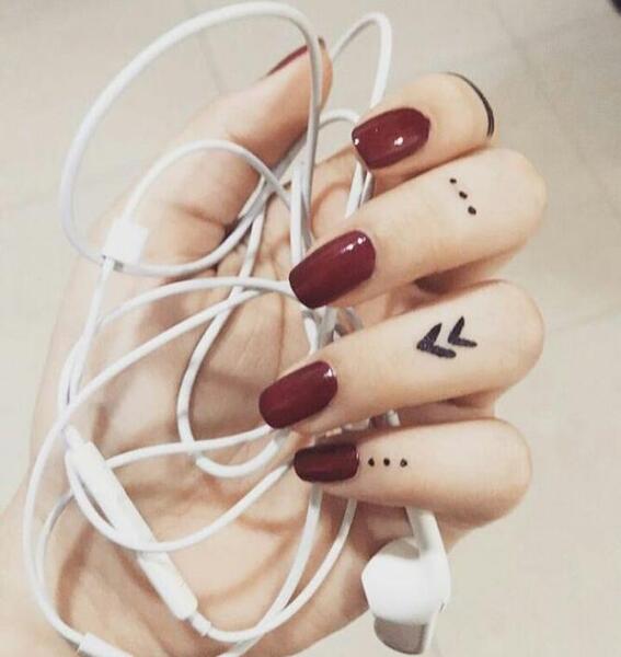عکس لب و ناخن برای پروفایل