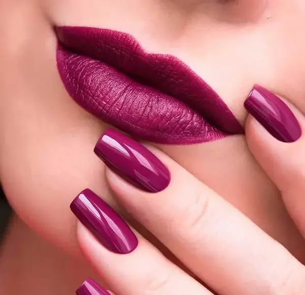 عکس رژ لب و ناخن