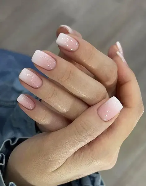 عکس ناخن لمینت کوتاه