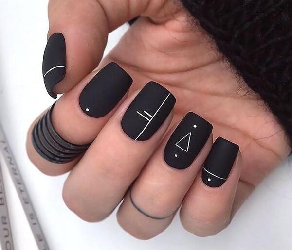 عکس ناخن لاک ژل مشکی