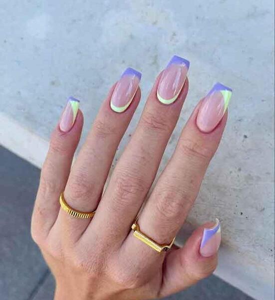 عکس ناخن مربعی گرد