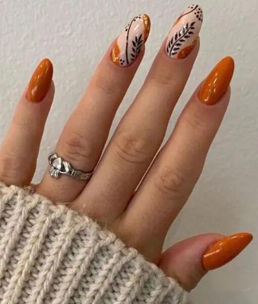 عکس طراحی ناخن پاییزه