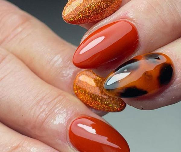 عکس طراحی ناخن پاییزه