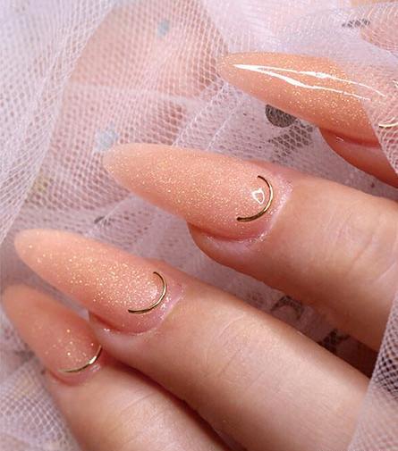 عکس ناخن هلویی شاین دار
