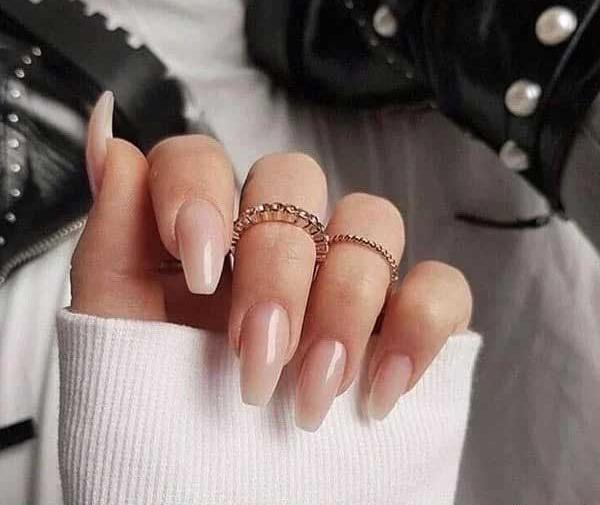 عکس کاشت ناخن ساده بدون لاک