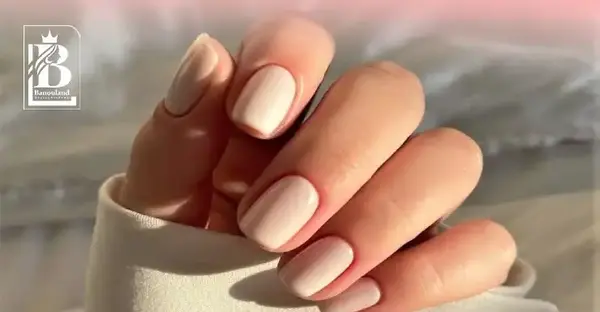 عکس کاشت ناخن ساده بدون لاک