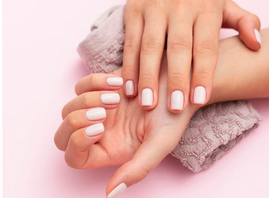 عکس ژلیش برای ناخن کوتاه
