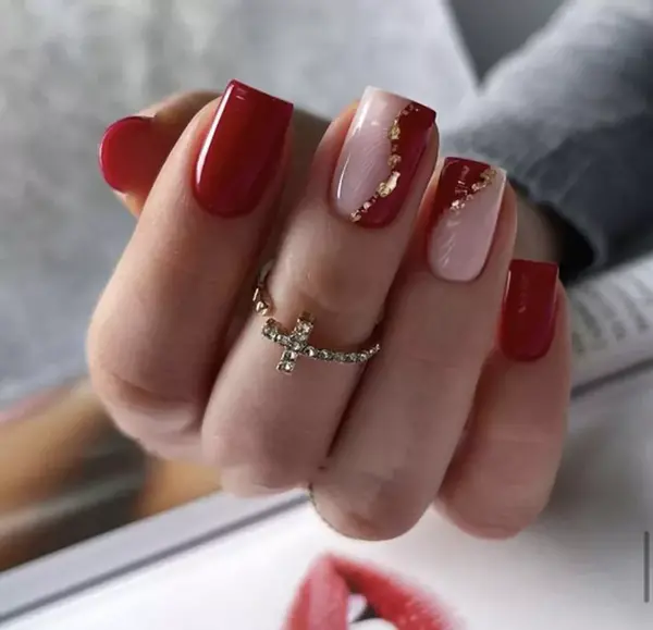 عکس ناخن رنگ زرشکی