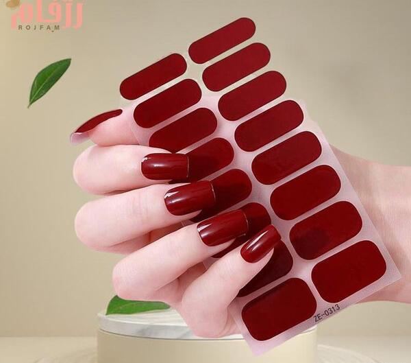 عکس ناخن رنگ زرشکی