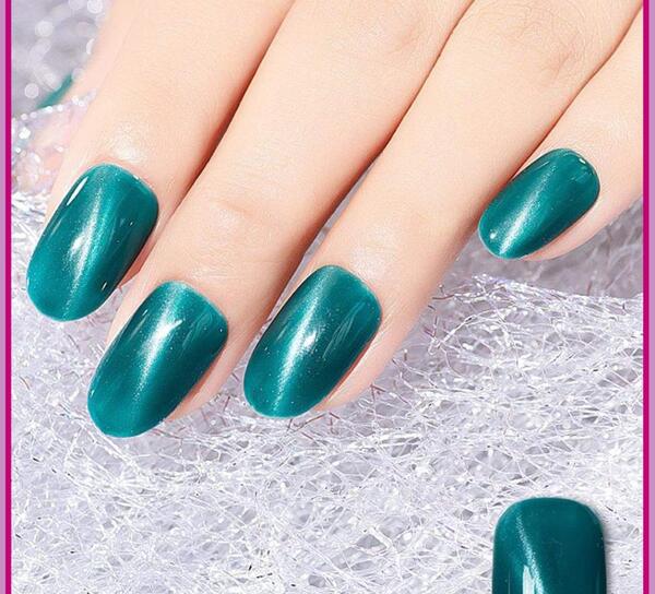 عکس مدل ناخن چشم گربه ای