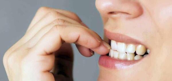 عکس ناخن جویده شده کودکان