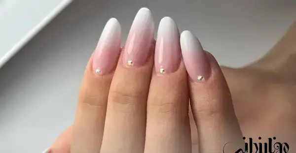 عکس کاشت ناخن مدل بیبی بومر
