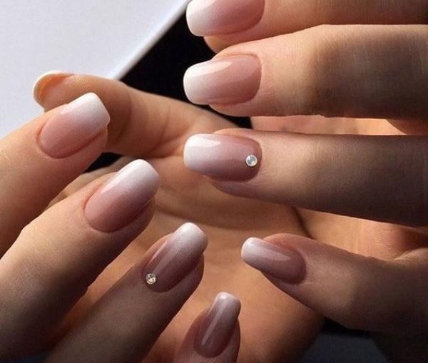 عکس ناخن آمبره سفید