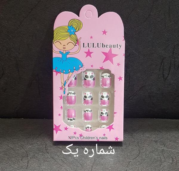 عکس ناخن مصنوعی دخترانه ۱۲ ساله