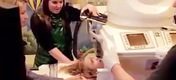 عکس رنگی از مثانه دختر بچه نی نی سایت
