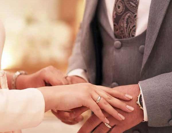 عکس انگشتر نامزدی طبیعی