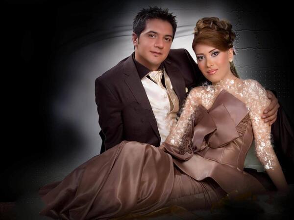 ژست عکس نامزدی ایرانی