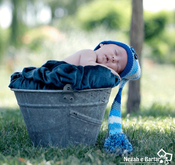 عکس نوزاد در فضای باز