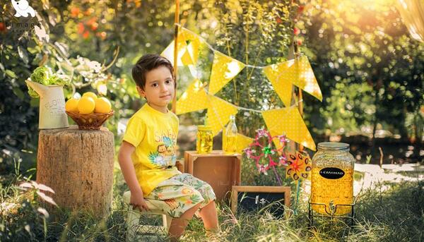 عکس نوزاد در فضای باز