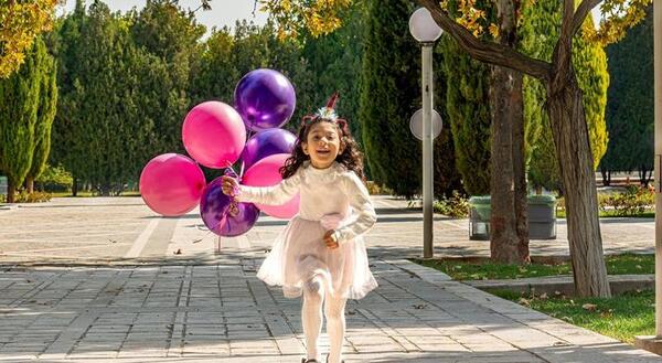 عکس نوزاد در فضای باز